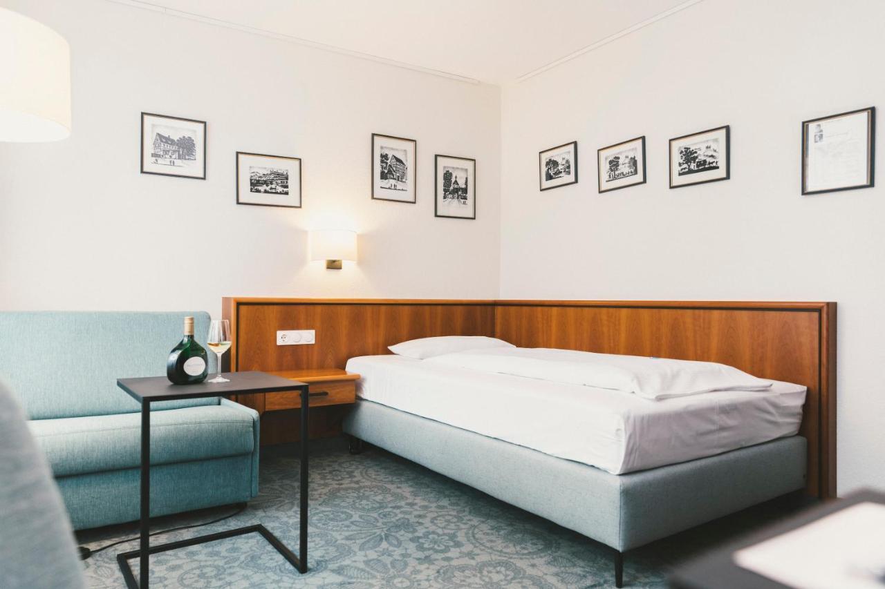 Weingut Pastoriushaus - Artur Steinmann Hotel ซอมเมอร์เฮาเซน ภายนอก รูปภาพ
