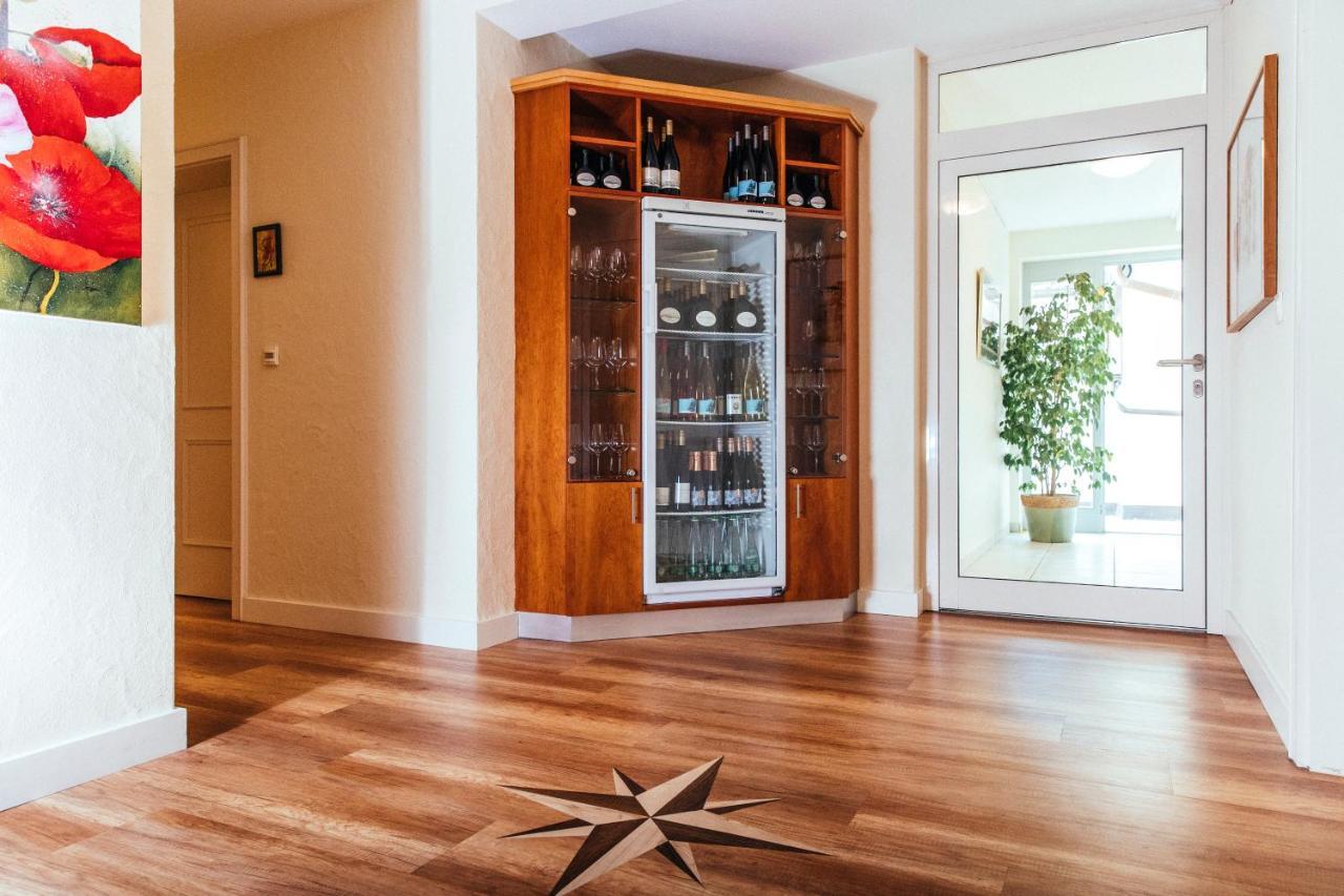 Weingut Pastoriushaus - Artur Steinmann Hotel ซอมเมอร์เฮาเซน ภายนอก รูปภาพ
